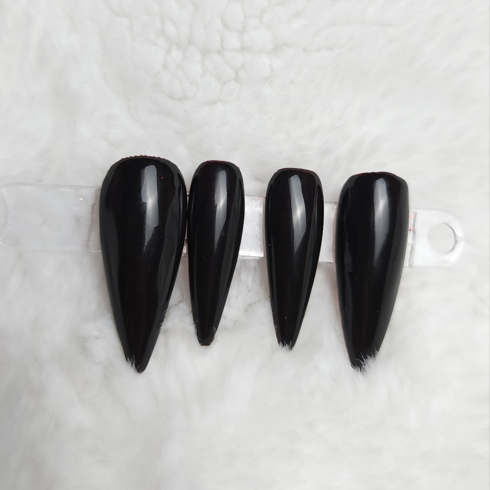 Black Press-on Nails (Red Bottoms)